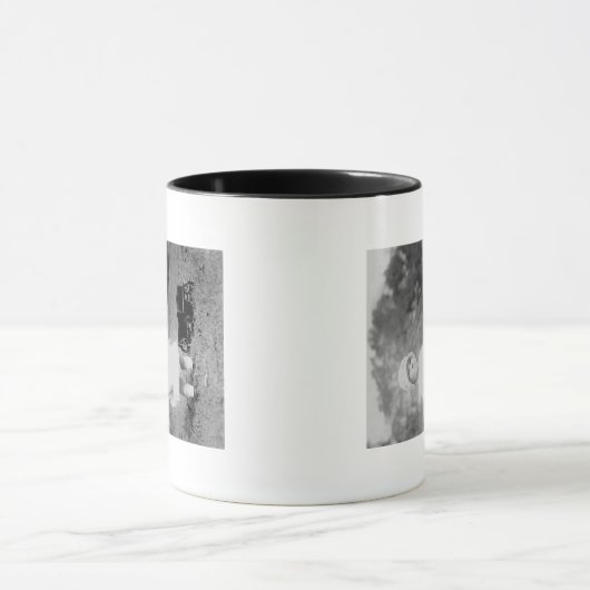 Little Girl met Speelgoed Wagon Foto Mok (Midden)