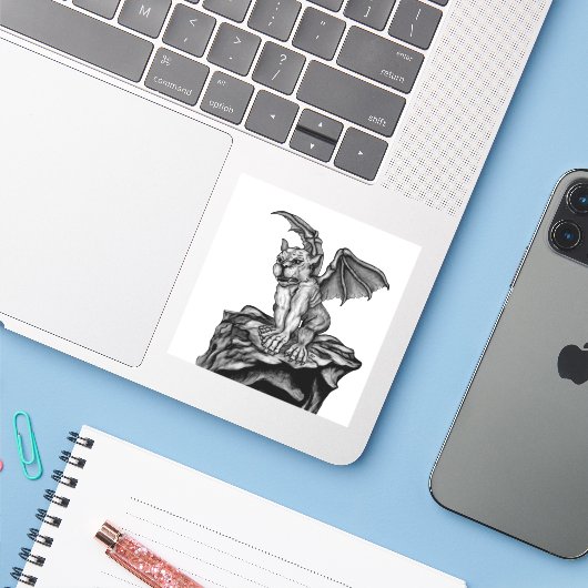 Little Golem Gargoyle Sticker (Laptop met iPhone)
