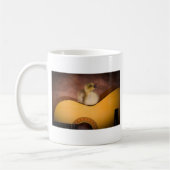 little goose on a guitar koffiemok (Links)
