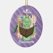 Little Green Bookworm Keramisch Ornament (Rechts)