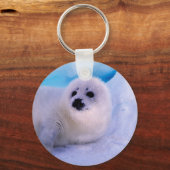 Little Harp Seal Pup bekleed in Snowflakes Sleutelhanger (Voorkant)