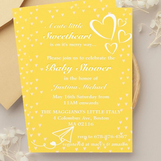 Little Hearts Yellow Baby shower Invitation Kaart