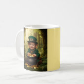 Little Irish Leprechaun & Gold Cauldron Koffiemok (Voorkant links)
