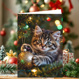 Little Kitten on Christmas Tree Personalized Feestdagen Kaart