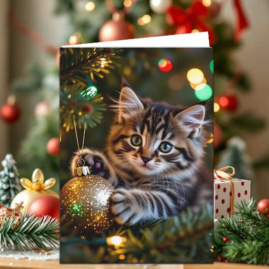 Little Kitten on Christmas Tree Personalized Feestdagen Kaart