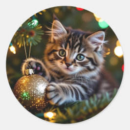 Little Kitten on Christmas Tree Ronde Sticker