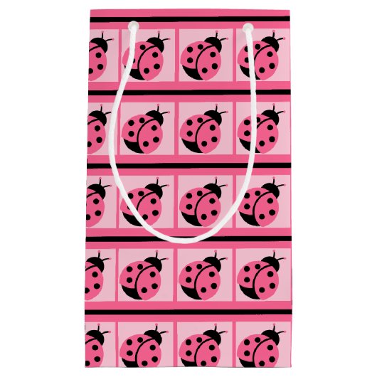 "Little Lady Bug" (verbonden) Gift Bag Klein Cadeauzakje (Voorkant)