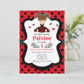 Little Ladybug Girl Red Birthday Party Invitation Kaart (Staand voorkant)