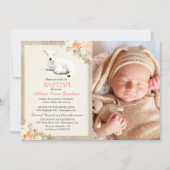 Little Lamb Baptism Bloemen Foto Uitnodiging (Voorkant)