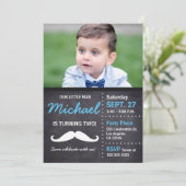 Little Man Birthday Foto Mustache Kaart (Staand voorkant)