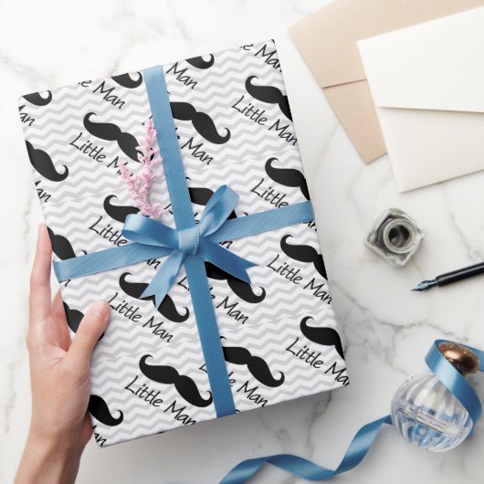 Little Man Mustache Chevron Cute Boys Cadeaupapier (Geschenken)
