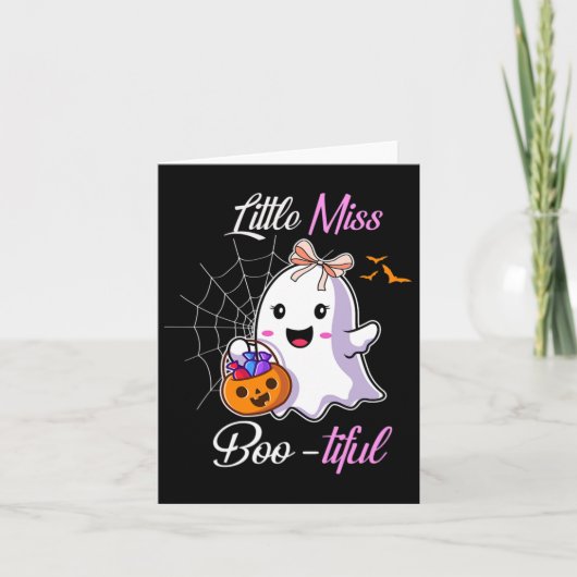 Little Miss Boo-tiful Funny Schattige Halloween Ko Kaart (Voorkant)