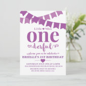 Little Miss Onederful Paars Birthday Uitnodiging (Staand voorkant)