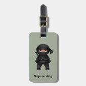 Little Ninja Warrior on Sage Green Bagagelabel (Voorkant verticaal)