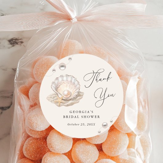 Little Pearl Ocean Beach Seashell Girl Baby shower Ronde Sticker