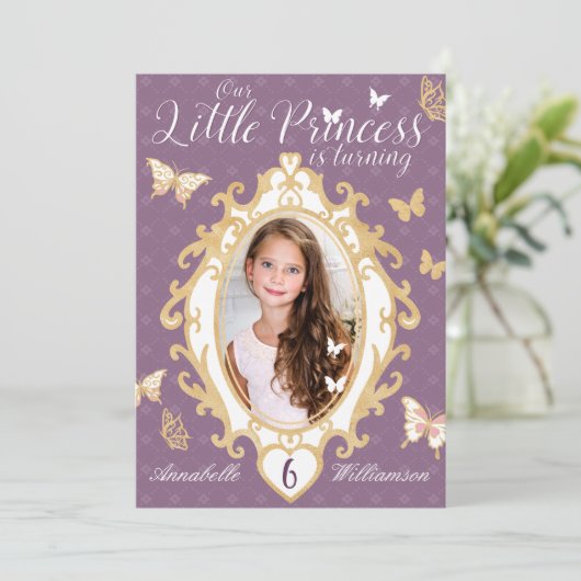 Little Princess Violet & Gold Birthday Invitation Kaart (Staand voorkant)