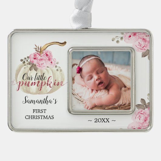 Little Pumpkin First Kerstroze Floral Foto Verzilverd Omlijst Ornament (Voorkant)