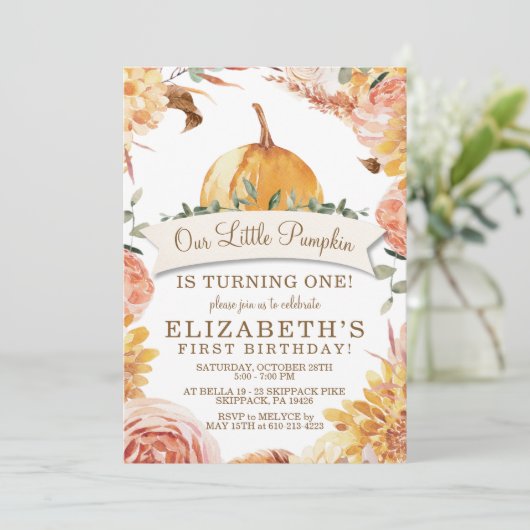 Little PUMPKIN Herfst Floral Birthday Party Invita Kaart (Staand voorkant)