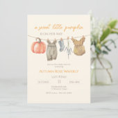 Little Pumpkin Herfst Kleding Meisje Baby shower Kaart (Staand voorkant)