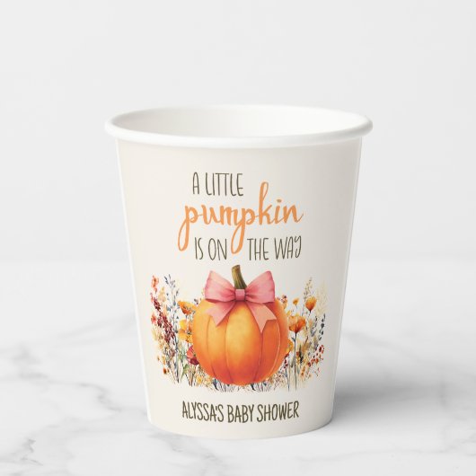 Little Pumpkin Pink Bow Baby Girl Shower Papieren Bekers (Achterkant)
