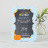 Little Pumpkin Verjaardag Uitnodigingen jongen (Staand voorkant)