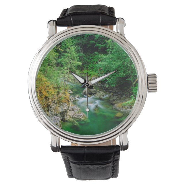Little Qualicum-rivier Horloge (Voorkant)