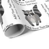 Little Raccoon Rascal gepersonaliseerd Cadeaupapier (Rol Hoek)