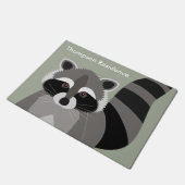 Little Raccoon Rascal gepersonaliseerd Deurmat (Schuin)