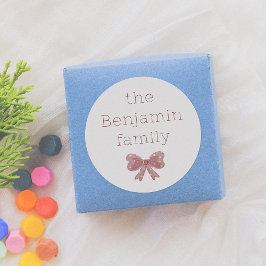 Little Red Bow | Aangepaste familienaam Kerstmis Ronde Sticker