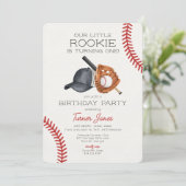 Little Rookie Baseball verjaardagsfeestje uitnodig Kaart (Staand voorkant)