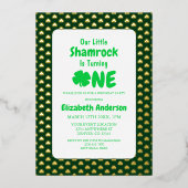 Little Shamrock 1st Birthday Folie Uitnodiging (Voorkant)