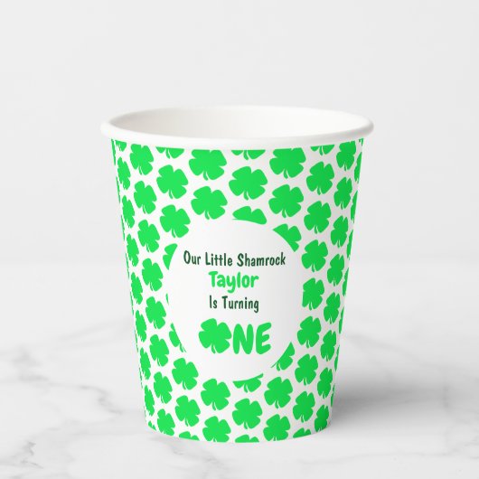 Little Shamrock 1st Birthday Papieren Bekers (Voorkant)