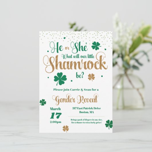 Little Shamrock St Patrick's Day Gender Reveal Kaart (Staand voorkant)