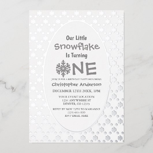 Little Snowflake 1st Birthday Folie Uitnodiging (Voorkant)