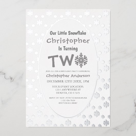 Little Snowflake 2e verjaardag Folie Uitnodiging (Voorkant)