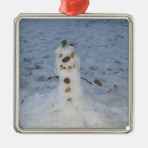 Little Snowman Pine Cone Nose Metalen Ornament