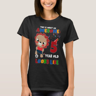 Little Soccer Lion 5th Birthday Boy Girl Geweldige T-shirt