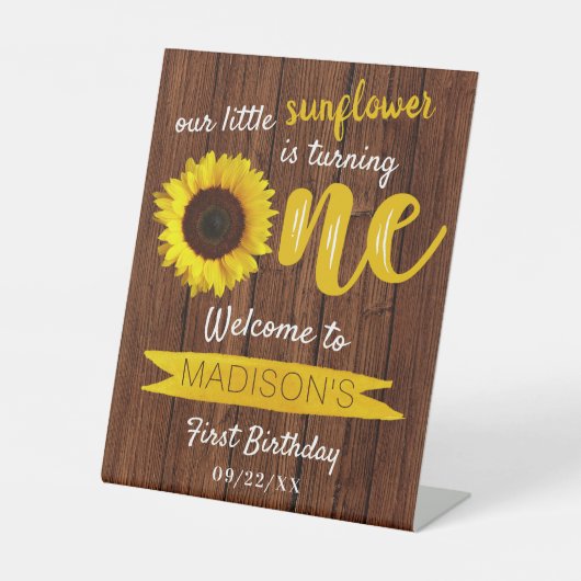 Little Sunflower 1st Birthday Welkom Reclamebord Met Voetstuk (Voorkant)