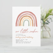 Little Sunshine Regenboog Verjaardag uitnodiging (Staand voorkant)