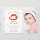 Little Sweetie Aardbei 1e Verjaardag Foto Bedankkaart (Voorkant)