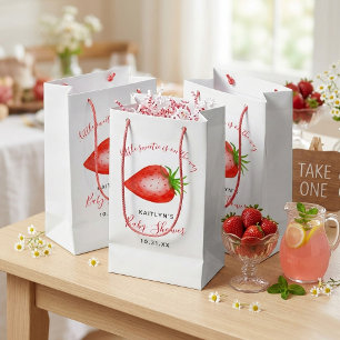 Little Sweetie Strawberry Baby shower Klein Cadeauzakje