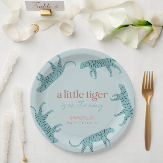 Little Tiger Modern Blue Boy Baby shower Papieren Bordje (Huwelijk)