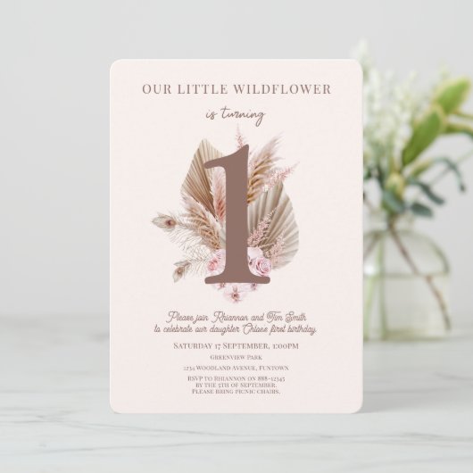 Little Wildflower 1st Birthday Invitation boho Kaart (Staand voorkant)