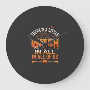Little Witch Halloween Heksen Typografie Ontwerp_1 Grote Klok