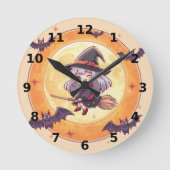 Little Witch Halloween Wall Clock Ronde Klok (Voorkant)