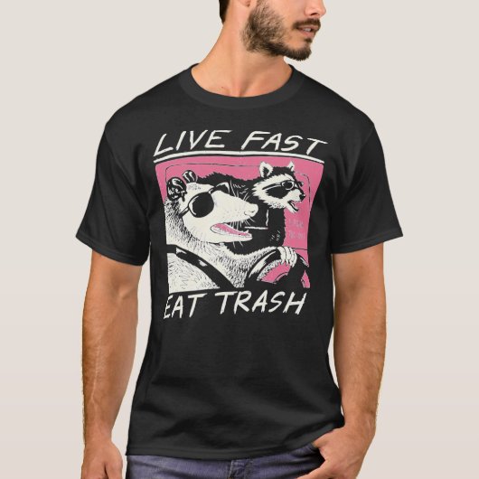 Live Fast! Eat Trash! Essential T-Shirt (Voorkant)