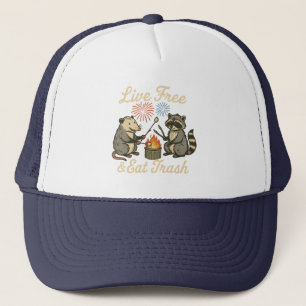 Live Free & Eat Trash Grappig Patriottisch Possu Trucker Pet