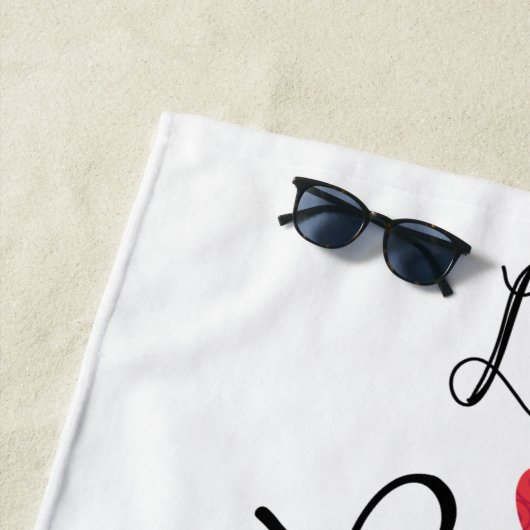 Live Laugh Love a French Bulldog Strandlaken (In situ)