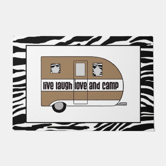 "Live, Laugh, Love and Camp" Deurmat (Voorkant)