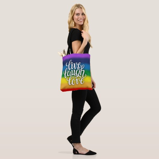 Live Laugh Love Rainbow All-Over-Print Canvas tas (Op model)